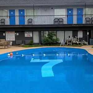 2* Hotel 7 Nights